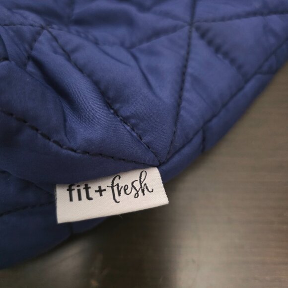 Fit & Fresh Blue Metro Quilted Carry -All Tote w/ Insulated Lunch Compartment - Picture 9 of 12